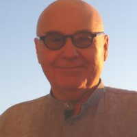 Dr Krzysztof Dudziński